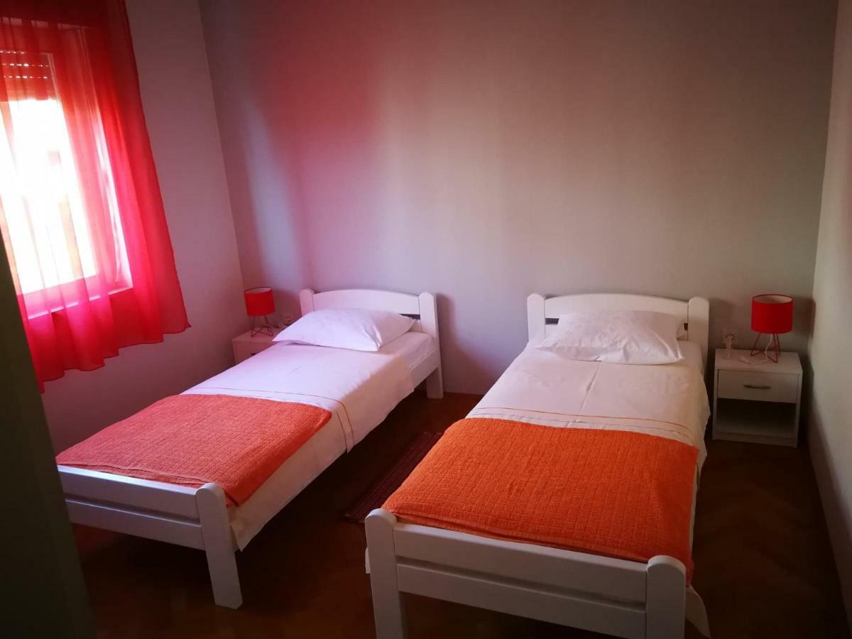 Apartman Buky Lägenhet Matulji Exteriör bild